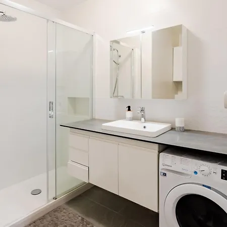 Апартаменты La Commanderie By Interhome Довиль