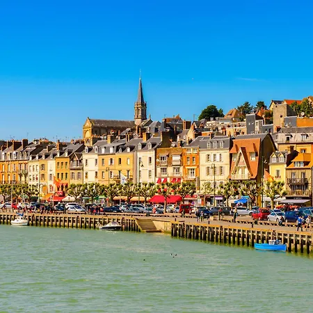 Апартаменты La Commanderie By Interhome *